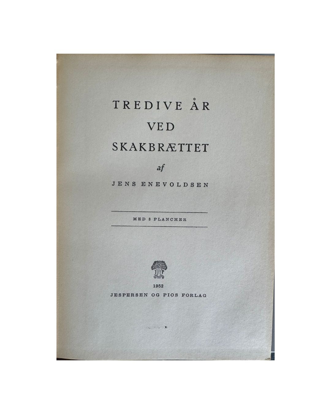 Indhold 30 år ved skakbrættet