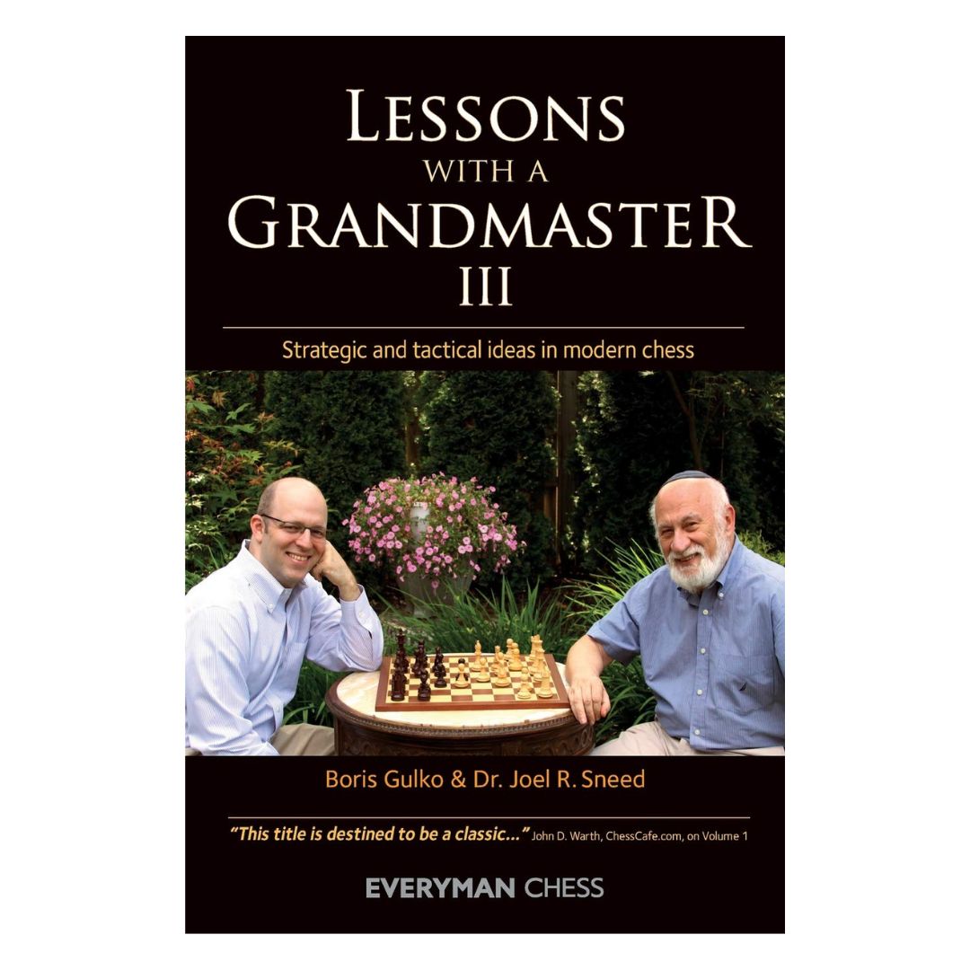 Lær fra stormester Boris Gulko og Dr. Joel R. Sneed, når de deler indsigter om strategiske og taktiske skakprincipper.