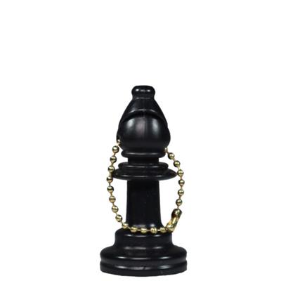 Sort skakbrik løber på hvid baggrund i form af en nøglering