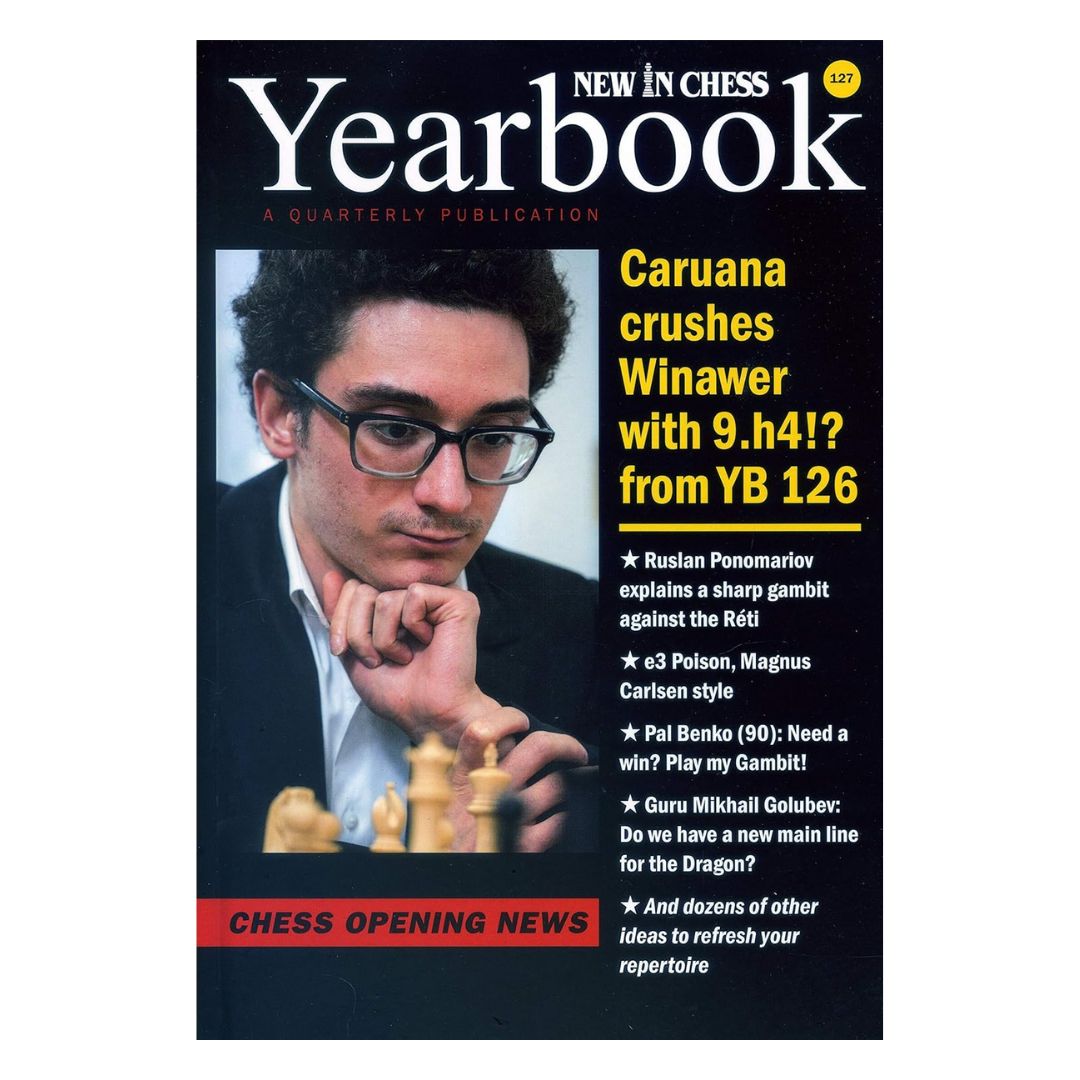 Forside af New In Chess Yearbook med 35 kapitler om de nyeste skakåbninger og teoretiske udviklinger.