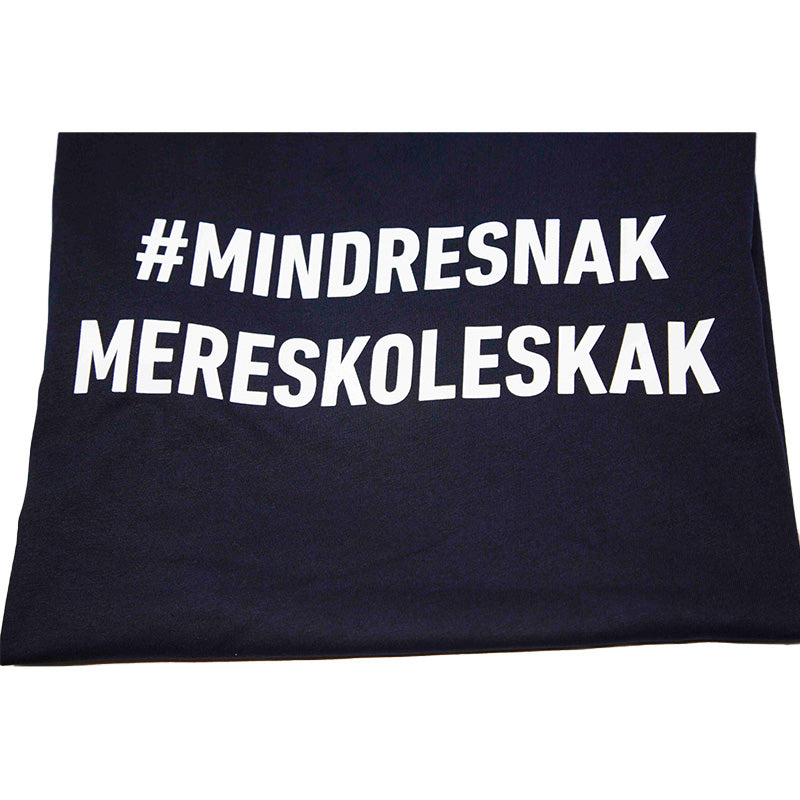 Zoom ind på #mindresnakmereskoleskak som er et slogan fra dansk skoleskak