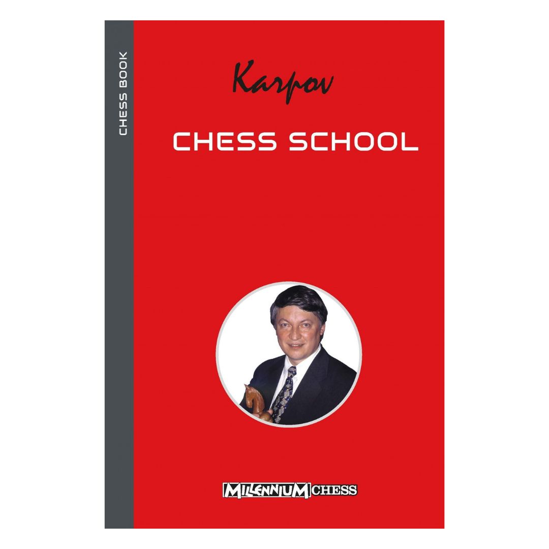 Rød skakbog kaldet karpov chess school med et billede af skak verdensmester Anatoly Karpov på forsiden og Millennium chess under